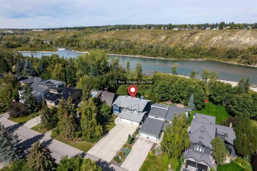 32 Bow Village Crescent Nw, Calgary, AB 