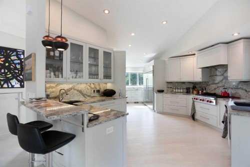 32 Bow Village Crescent Nw, Calgary, AB 