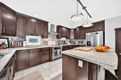 2919 17 Street Sw, Calgary, AB 