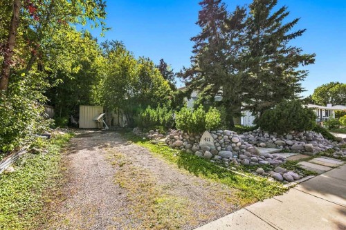 411 37 Avenue Nw, Calgary, AB 