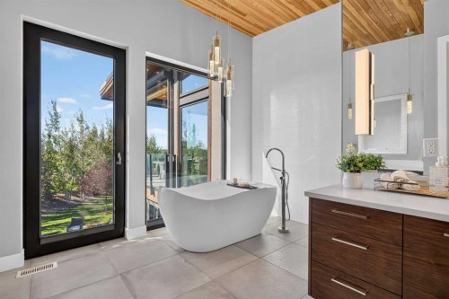 80 Willow Creek Heights, Rural Rocky View County, AB 