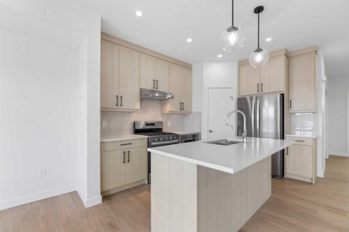 621 Corner Meadows Way Ne, Calgary, AB 