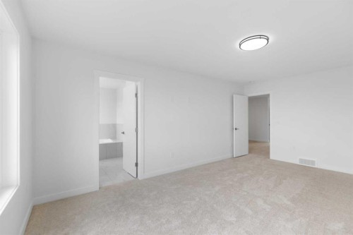 621 Corner Meadows Way Ne, Calgary, AB 