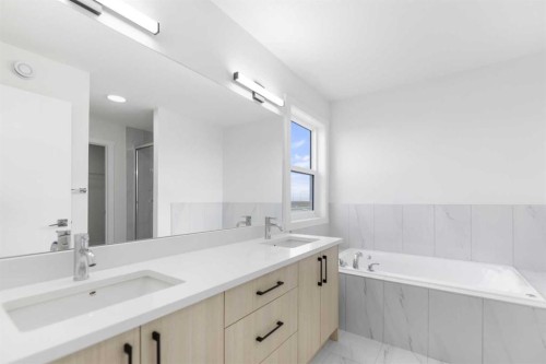 621 Corner Meadows Way Ne, Calgary, AB 