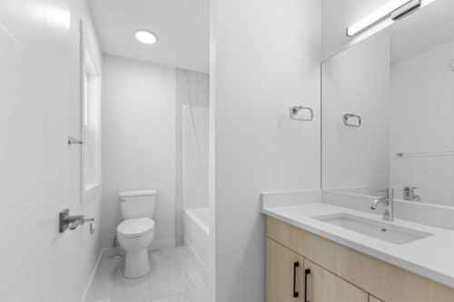 621 Corner Meadows Way Ne, Calgary, AB 