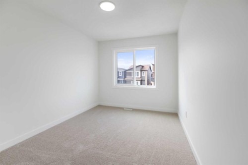 621 Corner Meadows Way Ne, Calgary, AB 
