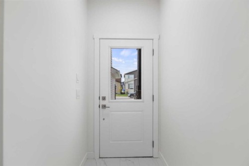 621 Corner Meadows Way Ne, Calgary, AB 