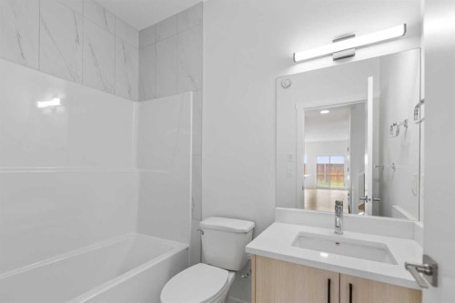 621 Corner Meadows Way Ne, Calgary, AB 