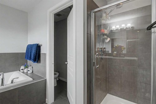 70 Auburn Springs Park Se, Calgary, AB 