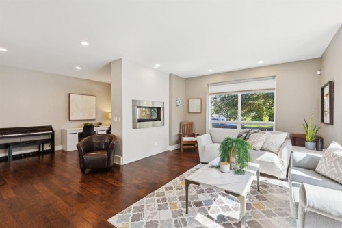 4929 21 Street Sw, Calgary, AB 
