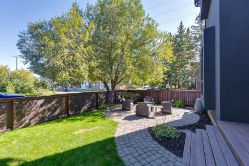 4929 21 Street Sw, Calgary, AB 
