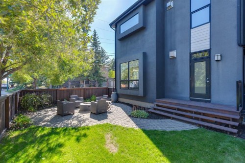 4929 21 Street Sw, Calgary, AB 