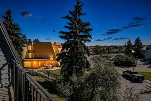 5208-27 Grier Place Ne, Calgary, AB 