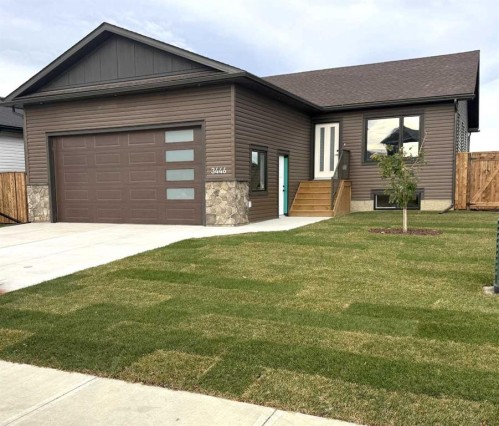 3446 Victory Way, Olds, AB 