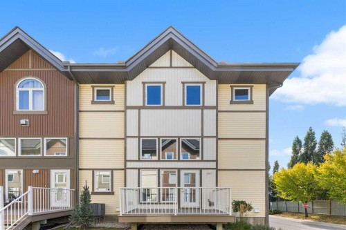 1010 Wentworth Villas Sw, Calgary, AB 
