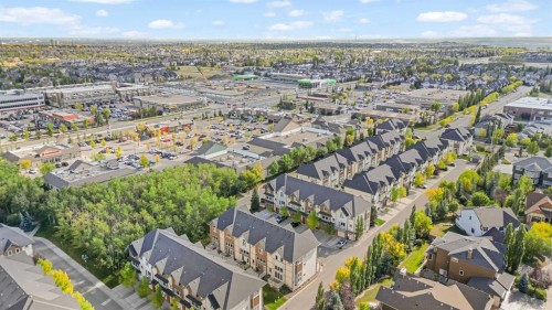 1010 Wentworth Villas Sw, Calgary, AB 