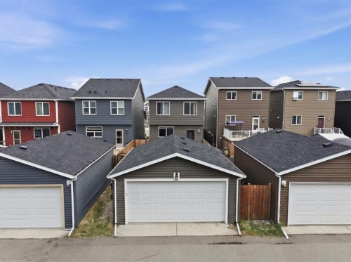 31 Red Embers Lane Ne, Calgary, AB 