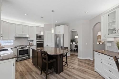 5 Sunset Way Se, Calgary, AB 