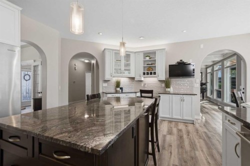 5 Sunset Way Se, Calgary, AB 