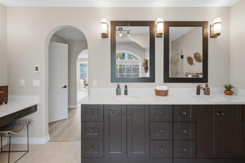 5 Sunset Way Se, Calgary, AB 