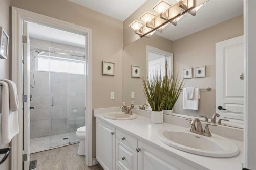 5 Sunset Way Se, Calgary, AB 