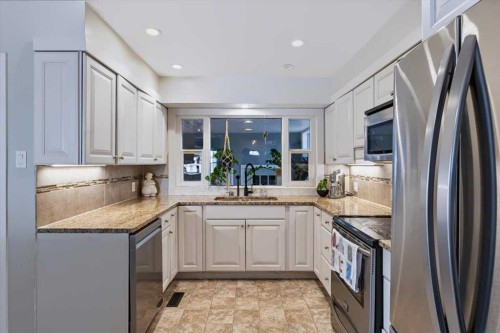 103 Grafton Drive Sw, Calgary, AB 