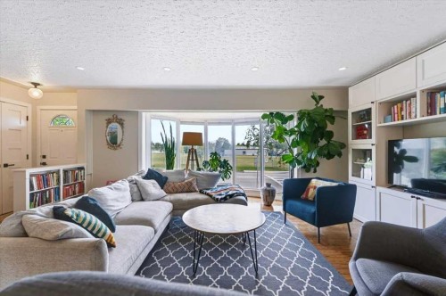103 Grafton Drive Sw, Calgary, AB 