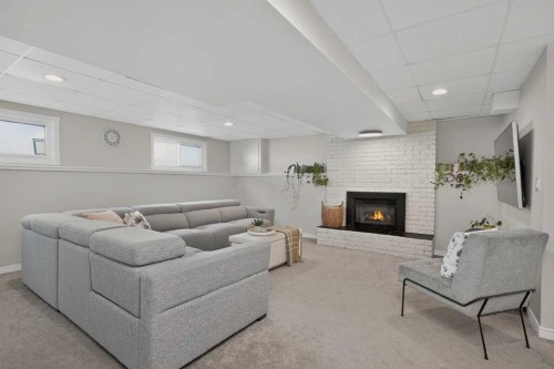 10704 Maplecrest Road Se, Calgary, AB 