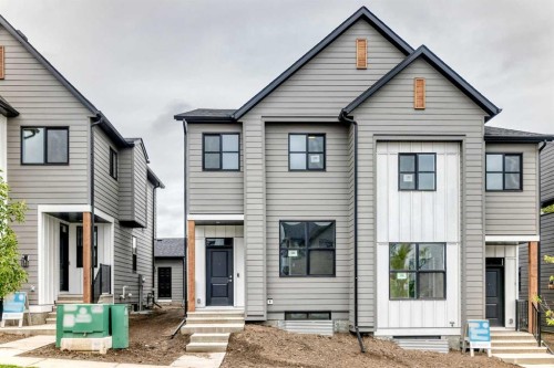 128 Sawgrass Gate NW Airdrie, AB T4B 5V2