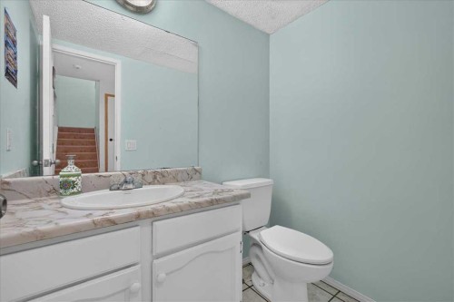 120 Aboyne Place Ne, Calgary, AB 