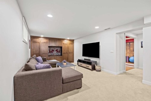 9 Sunset Way Se, Calgary, AB 