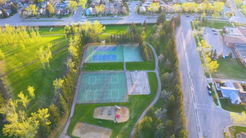 9 Sunset Way Se, Calgary, AB 