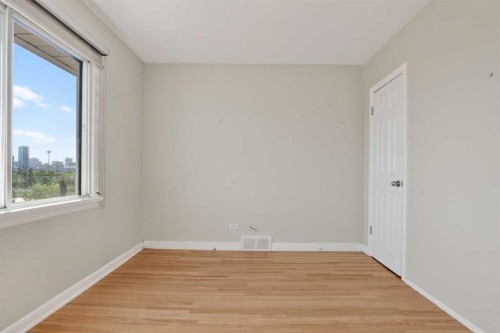 1021 Drury Avenue Ne, Calgary, AB 