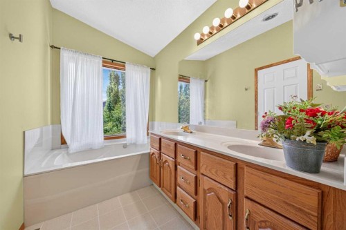 580 Sunmills Drive Se, Calgary, AB 
