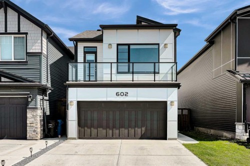 602 Creekstone Circle Sw, Calgary, AB 