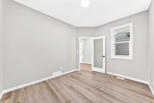 87 Mercado Crescent Se, Calgary, AB 