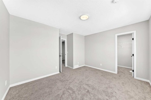 87 Mercado Crescent Se, Calgary, AB 