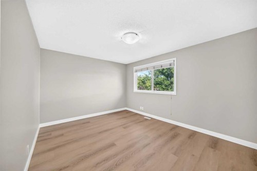 2515 62 Street Ne, Calgary, AB 