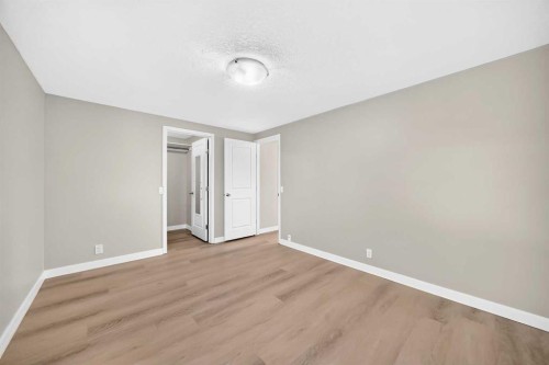 2515 62 Street Ne, Calgary, AB 