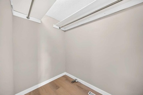 2515 62 Street Ne, Calgary, AB 