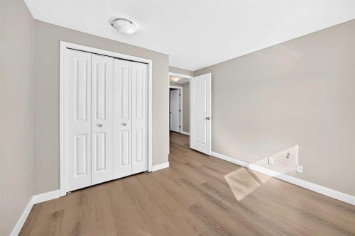 2515 62 Street Ne, Calgary, AB 