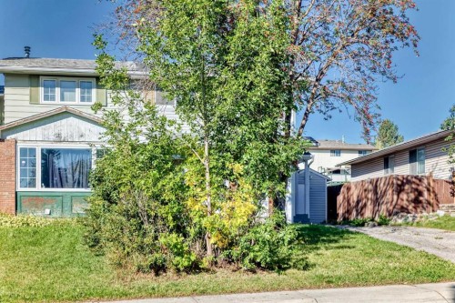 2515 62 Street Ne, Calgary, AB 