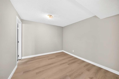 2515 62 Street Ne, Calgary, AB 