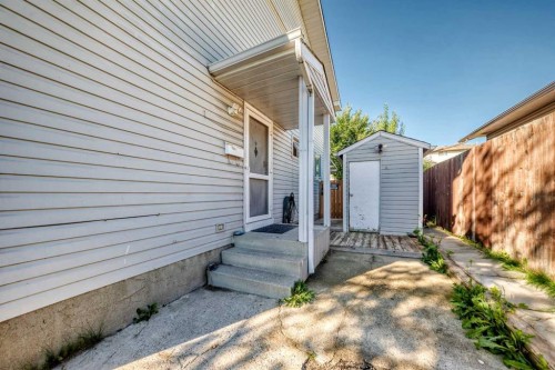 2515 62 Street Ne, Calgary, AB 