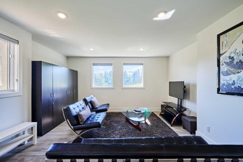 31 Williams Place, Bragg Creek, AB 