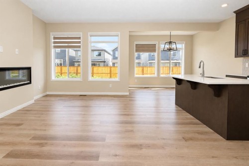 56 Corner Glen Green Ne, Calgary, AB 