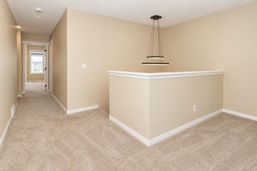 56 Corner Glen Green Ne, Calgary, AB 