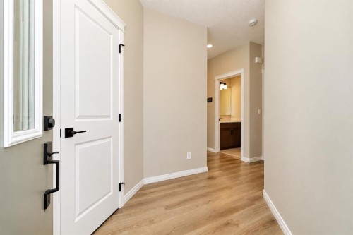 56 Corner Glen Green Ne, Calgary, AB 