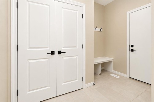 56 Corner Glen Green Ne, Calgary, AB 