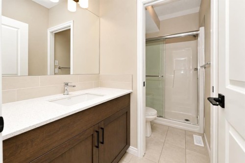 56 Corner Glen Green Ne, Calgary, AB 